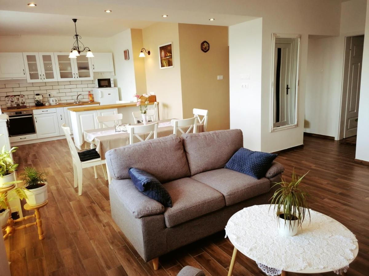 Elisoria Apartments Cserszegtomaj Eksteriør billede