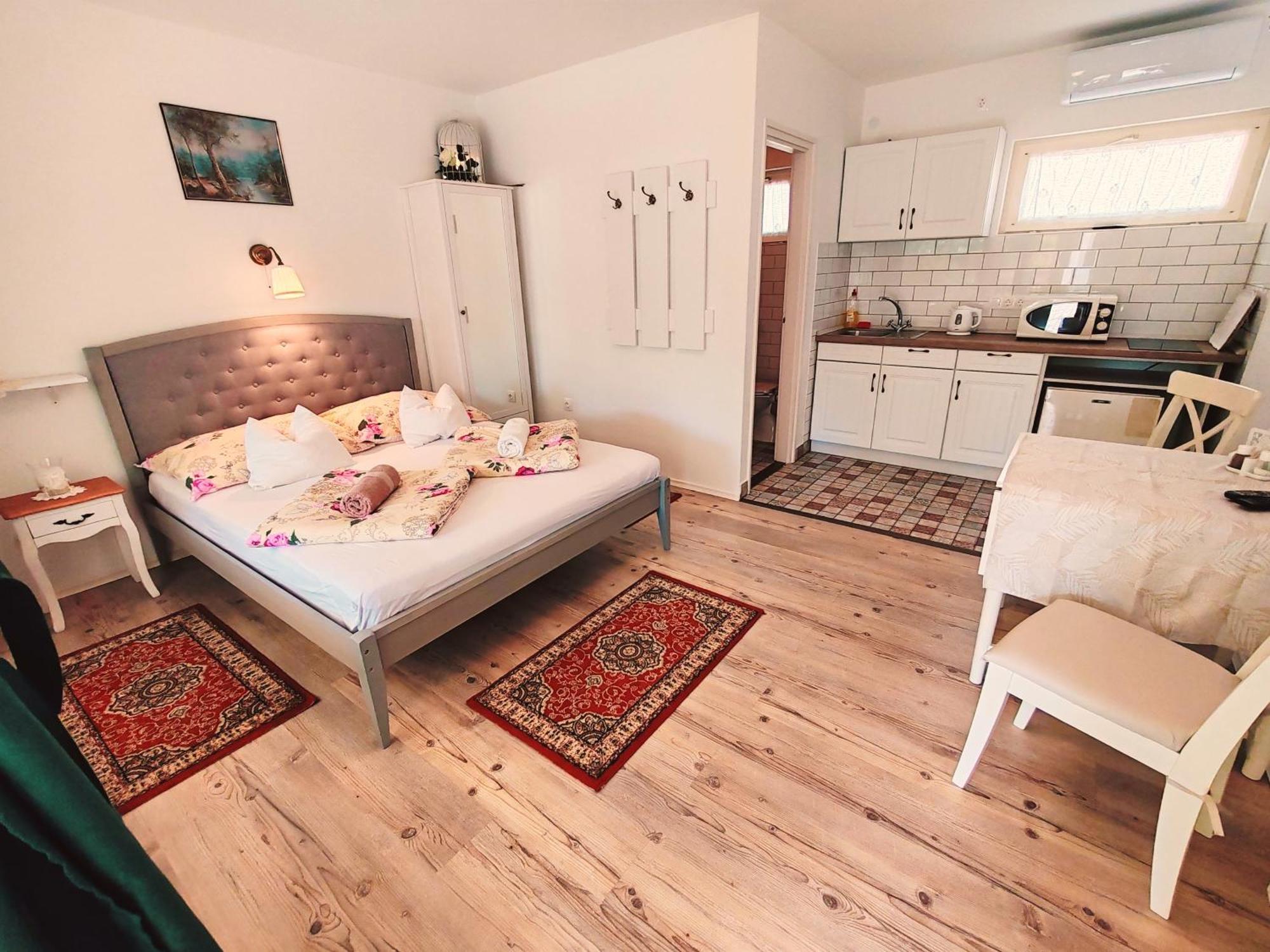 Elisoria Apartments Cserszegtomaj Eksteriør billede